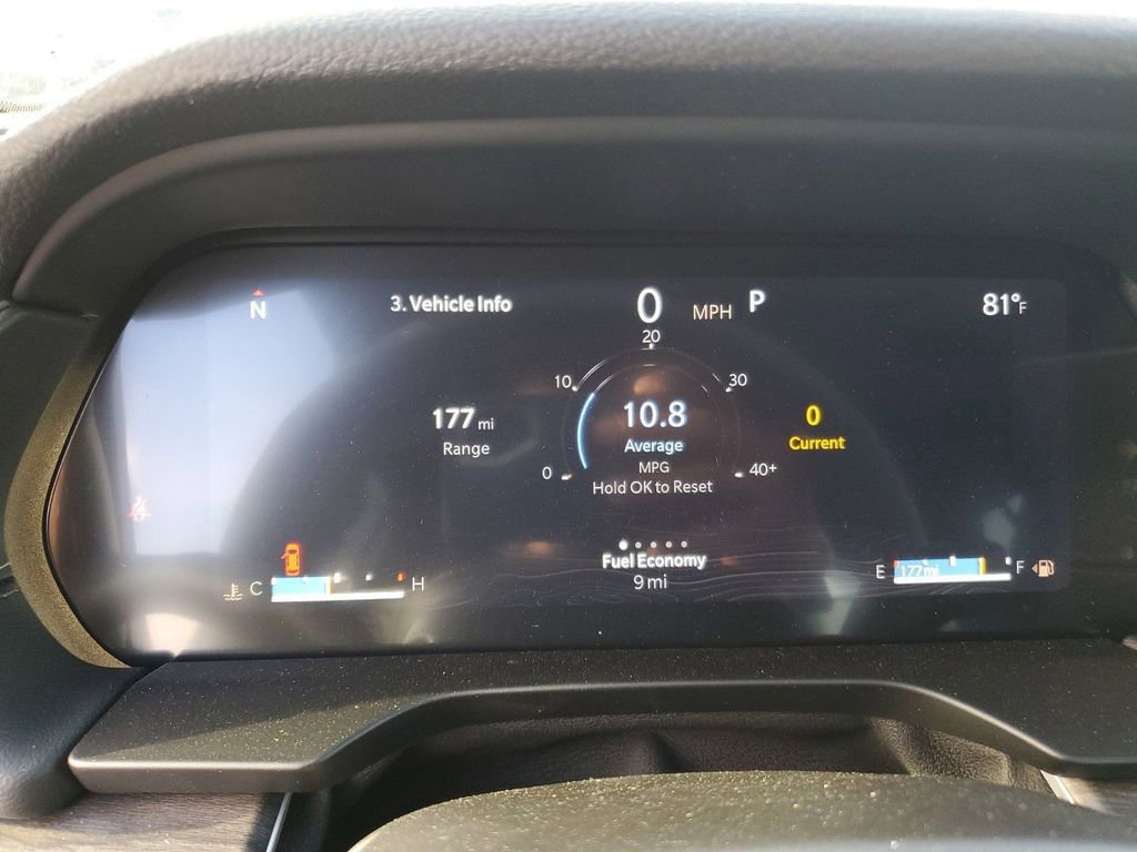 Used 2024 Jeep Grand Cherokee Limited w/ Black Appearance Package image 24