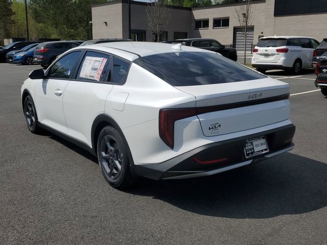 New 2026 Kia K4 LXS image 6