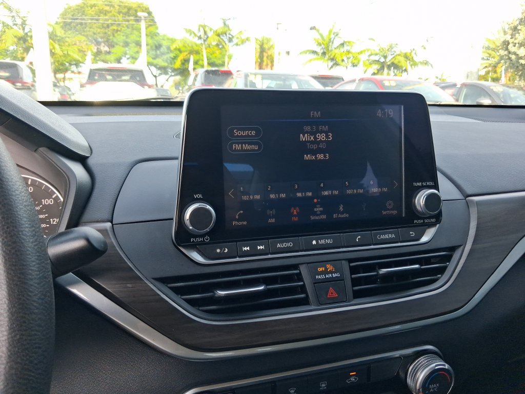 Certified 2023 Nissan Altima 2.5 SV FWD image 22