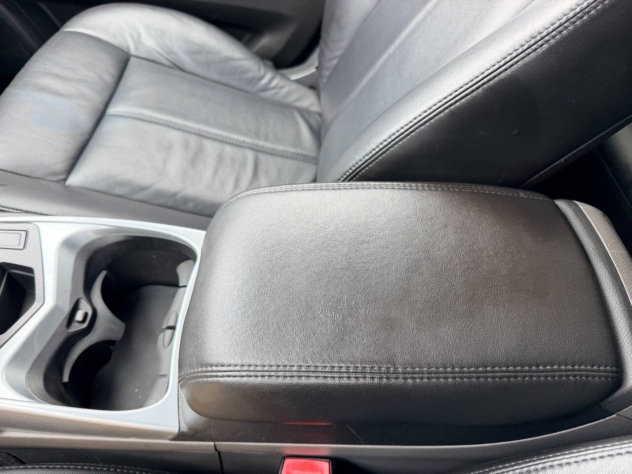 Used 2011 Cadillac SRX 2WD image 36