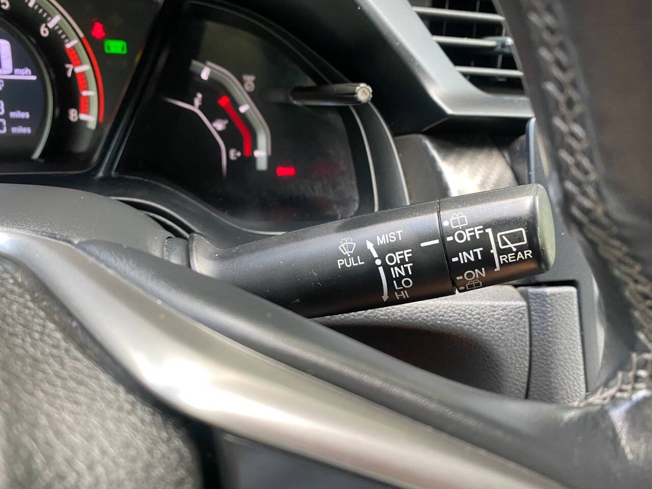 Used 2017 Honda Civic Sport image 23
