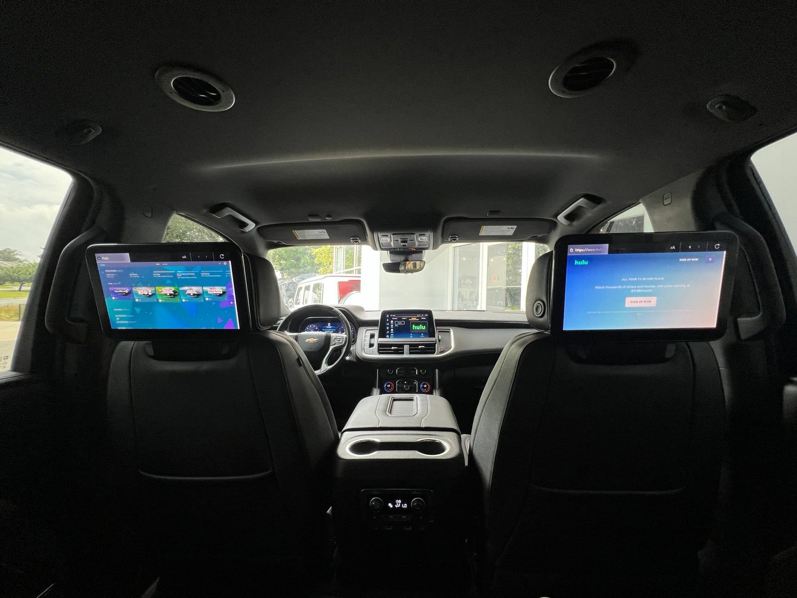 Used 2023 Chevrolet Tahoe Premier w/ Advanced Technology Package AWD/4WD image 22