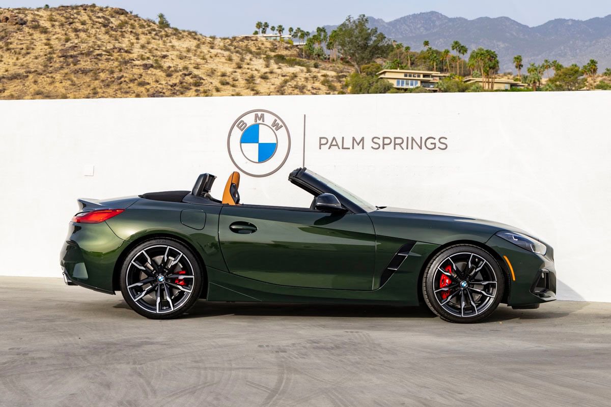 Certified 2025 BMW Z4 M40i w/ Edition image 7