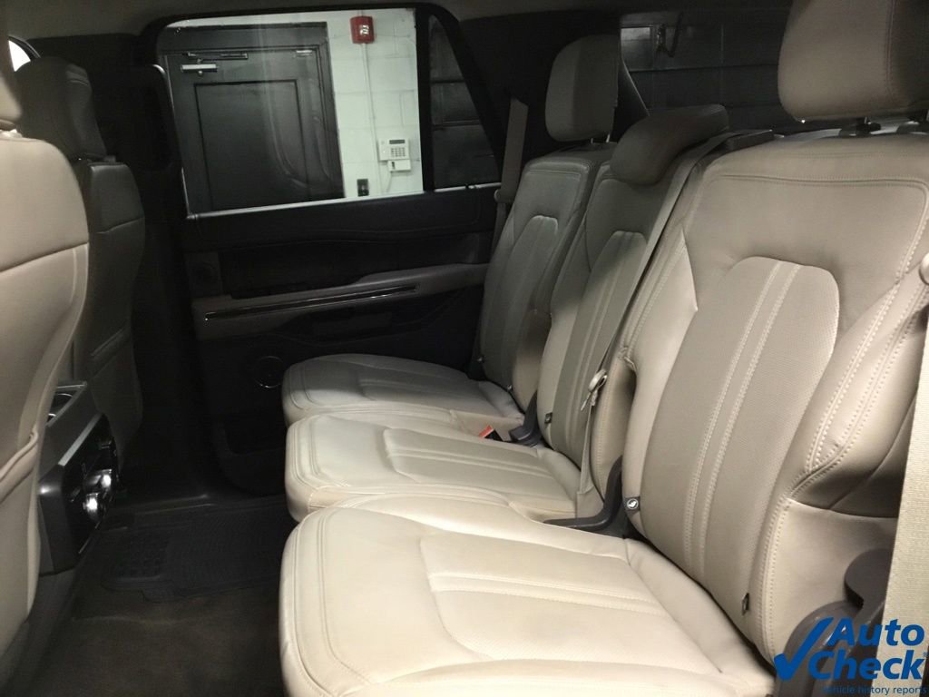 Used 2019 Ford Expedition Limited w/ Equipment Group 301A image 24