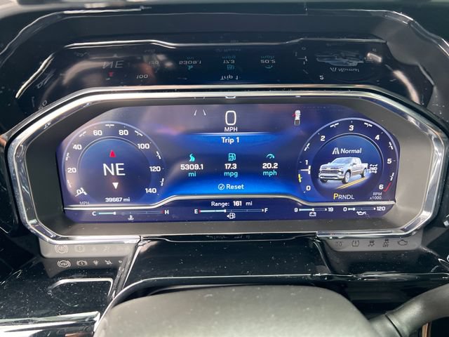 Used 2024 Chevrolet Silverado 1500 LT AWD/4WD image 18