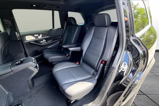 New 2026 Mercedes-Benz GLS 580 4MATIC image 13
