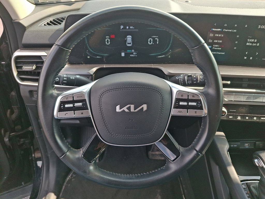 Used 2023 Kia Telluride LX AWD/4WD image 16
