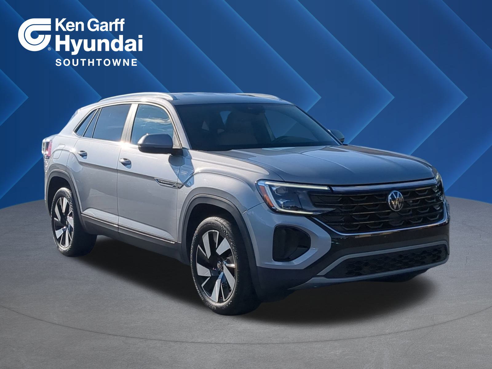 Used 2024 Volkswagen Atlas Cross Sport SE