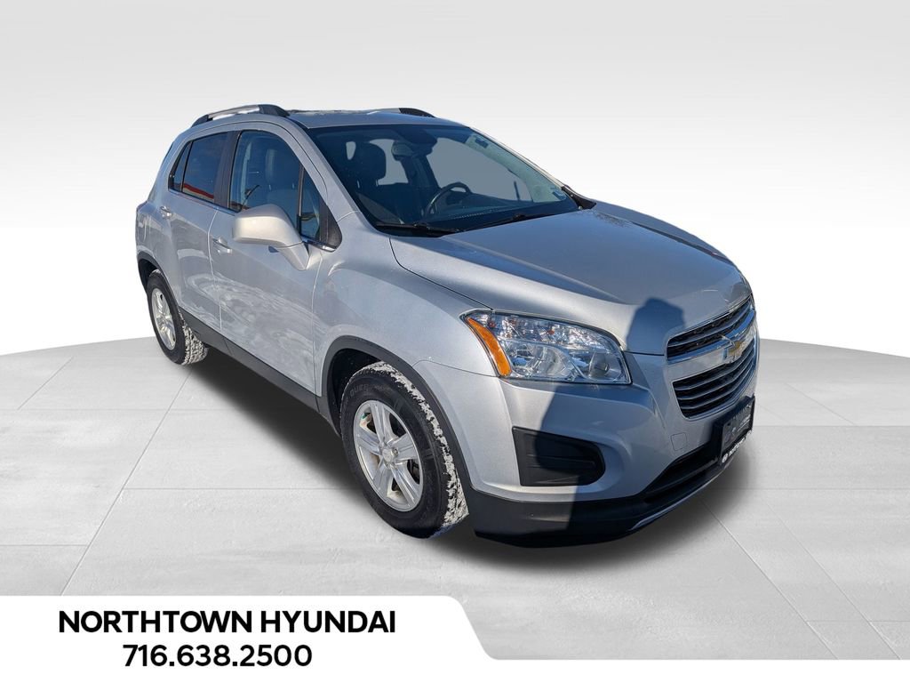 Used 2016 Chevrolet Trax LT w/ LT Sun and Sound Package