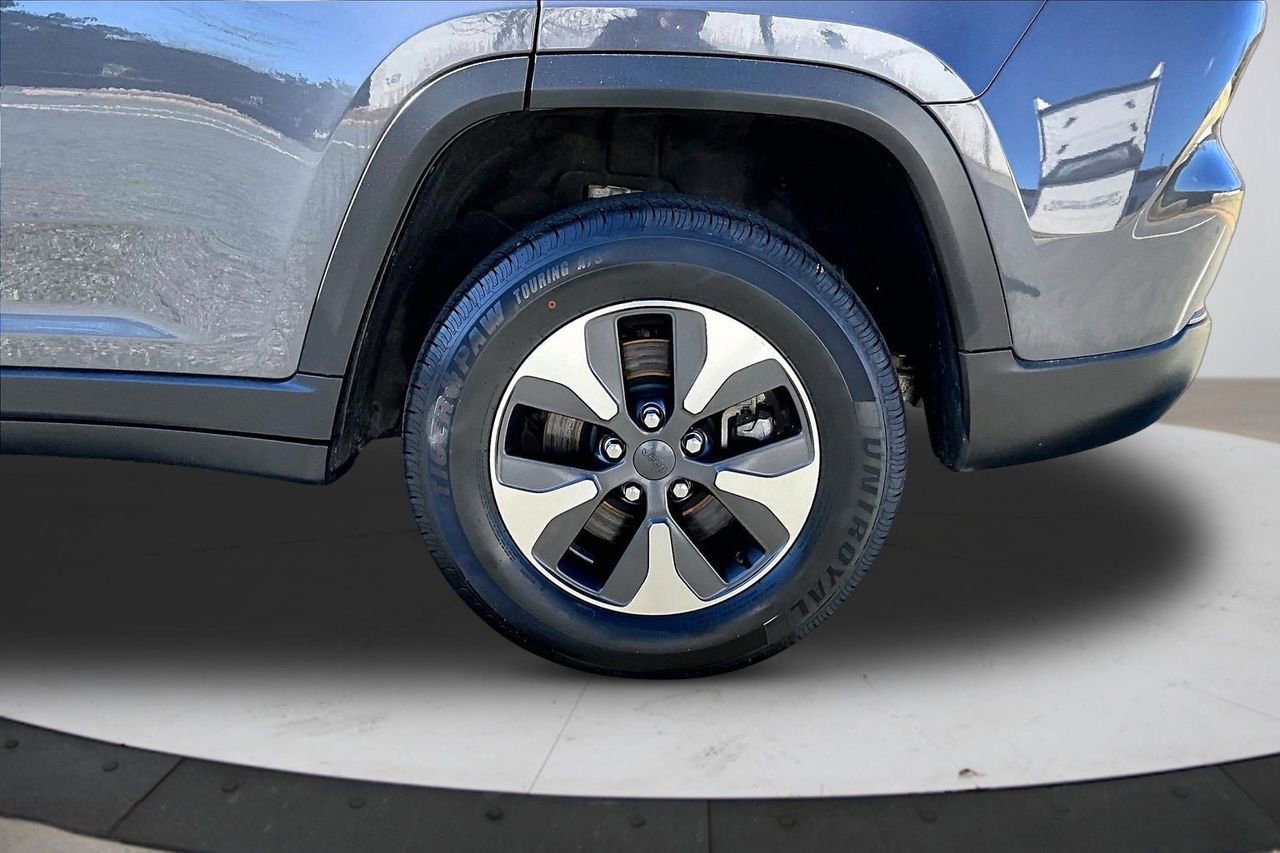 Certified 2023 Jeep Grand Cherokee 4WD 4xe image 35