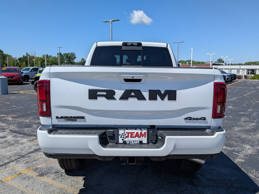 New 2026 RAM 2500 Laramie AWD/4WD image 4