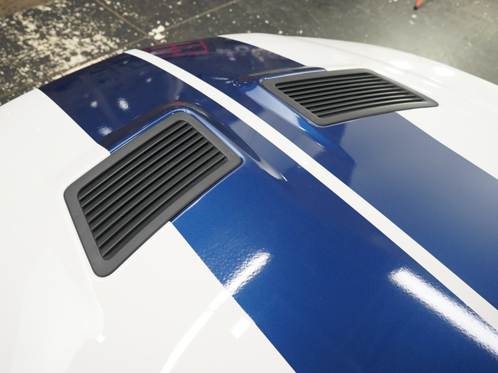 Used 2007 Ford Mustang Shelby GT500 RWD image 30