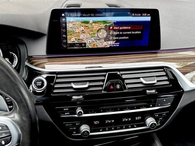 Used 2019 BMW 530e w/ M Sport Package image 14
