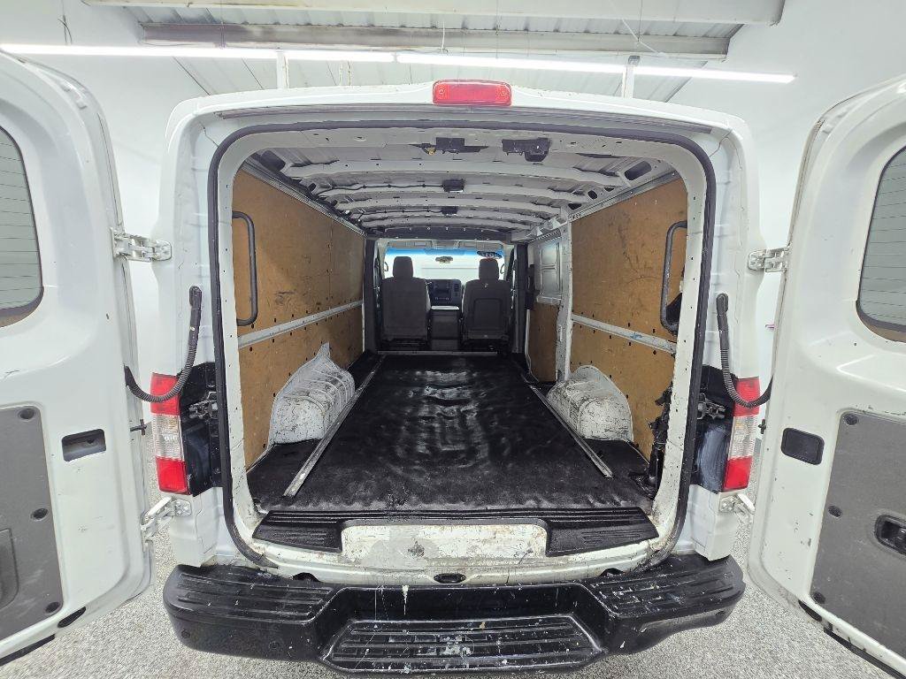 Used 2017 Nissan NV 2500 SV w/ Technology Package RWD image 13