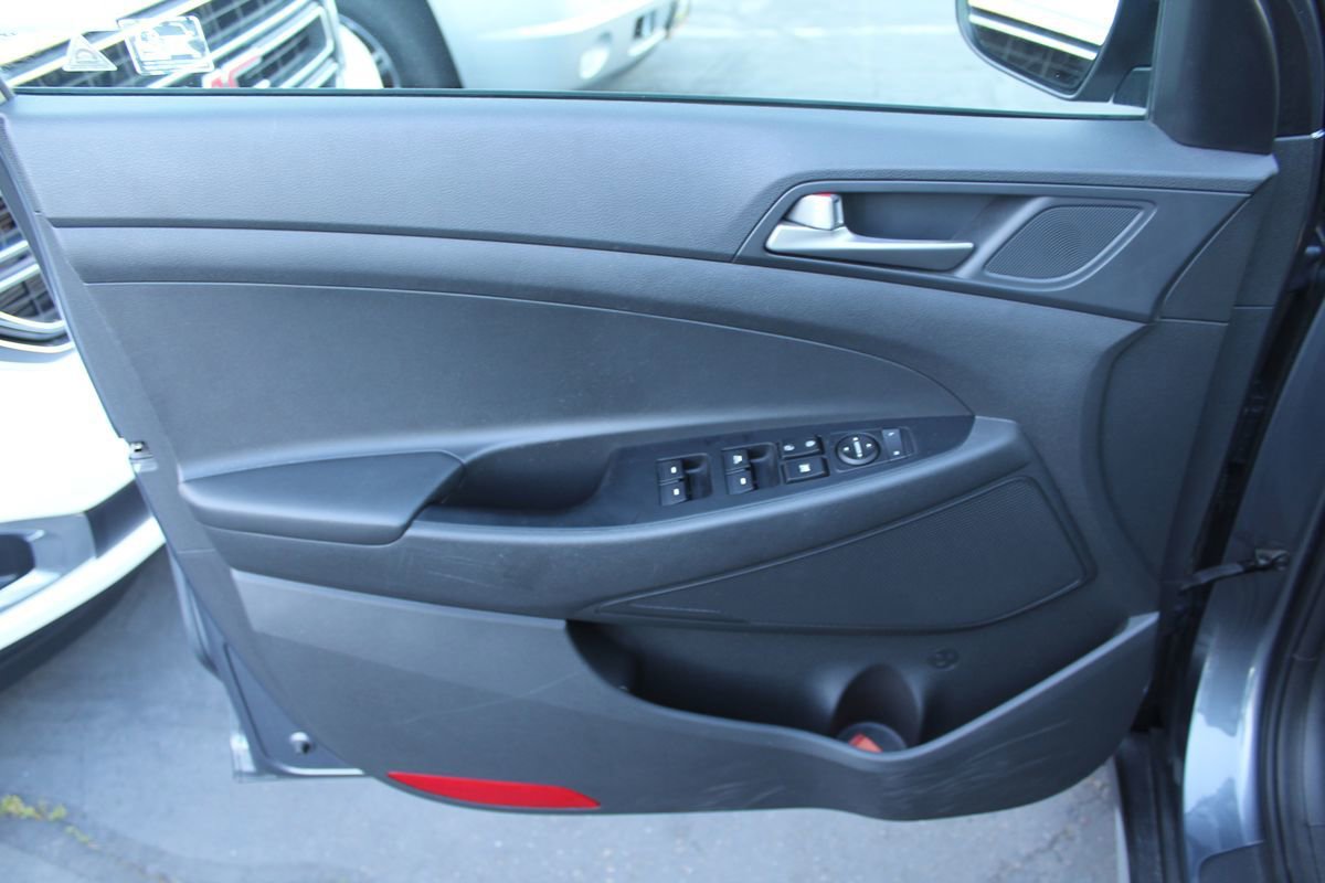 Used 2018 Hyundai Tucson SEL image 17
