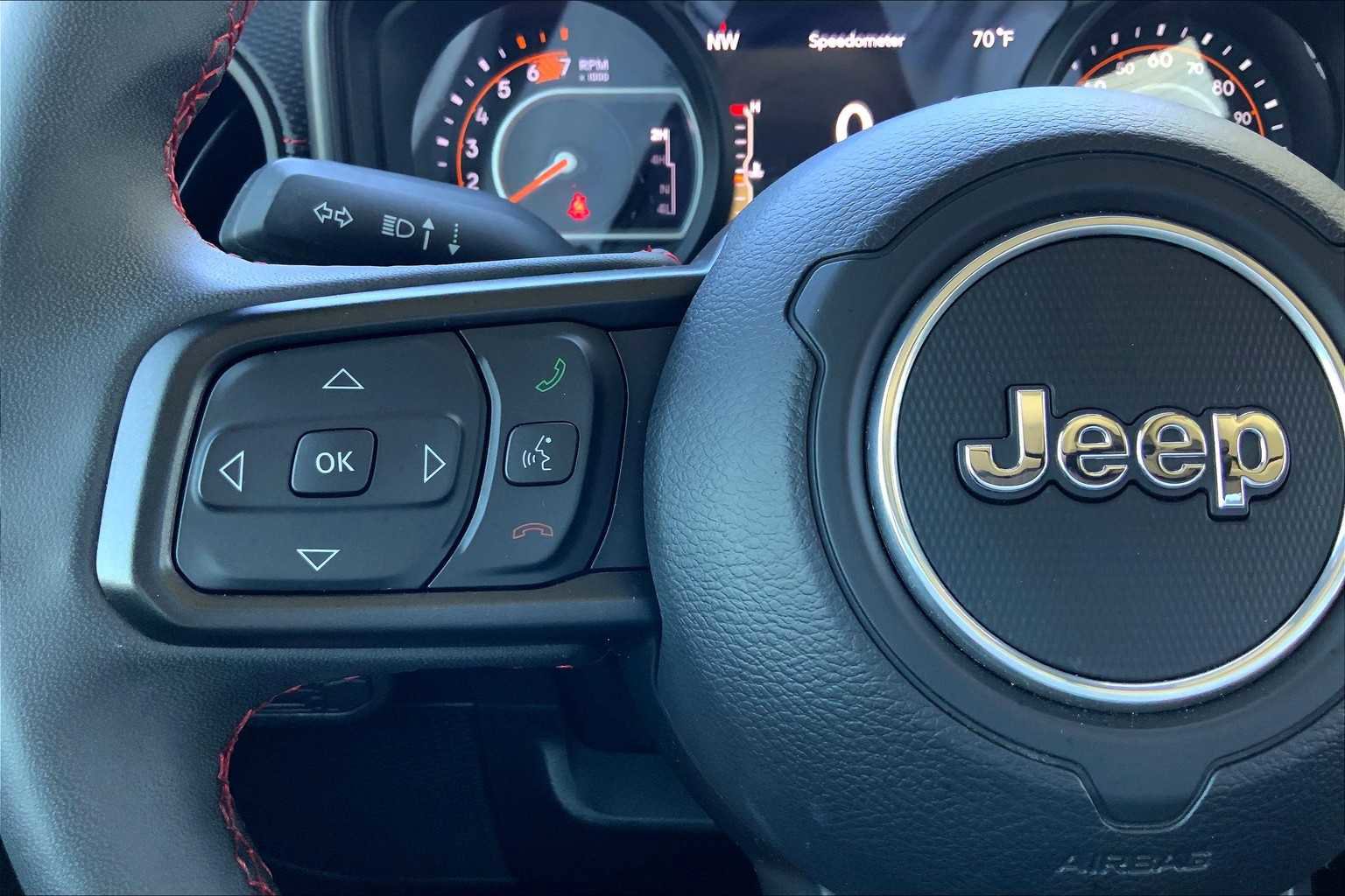 Used 2024 Jeep Wrangler Unlimited Rubicon image 45