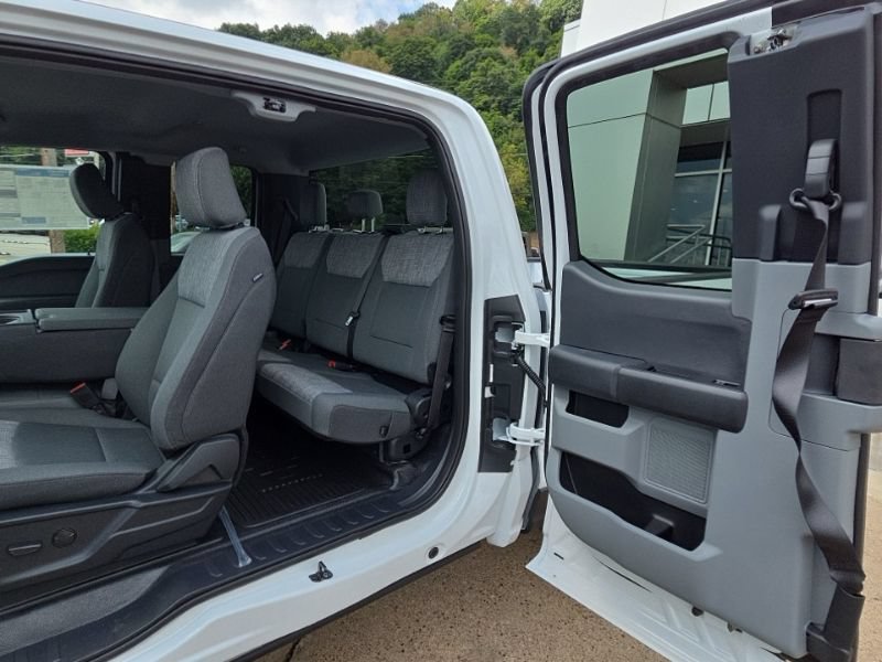 New 2026 Ford F250 XLT w/ FX4 Off-Road Package AWD/4WD image 21