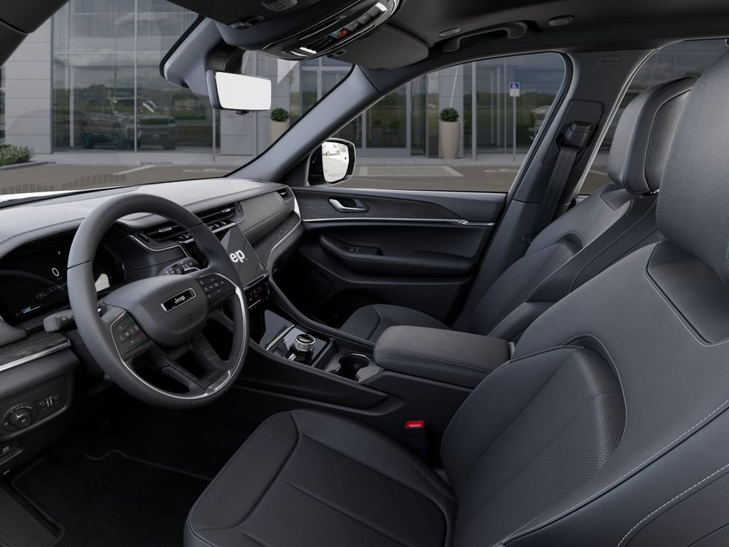 Used 2025 Jeep Grand Cherokee L Limited w/ Luxury Tech Group II AWD/4WD image 22