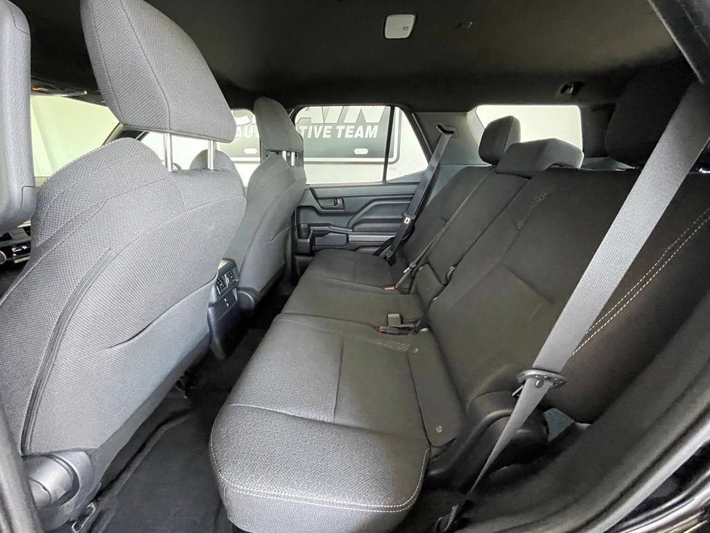 Used 2025 Toyota 4Runner SR5 AWD/4WD image 21