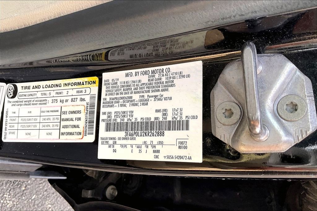 Used 2019 Ford Fusion SE image 22