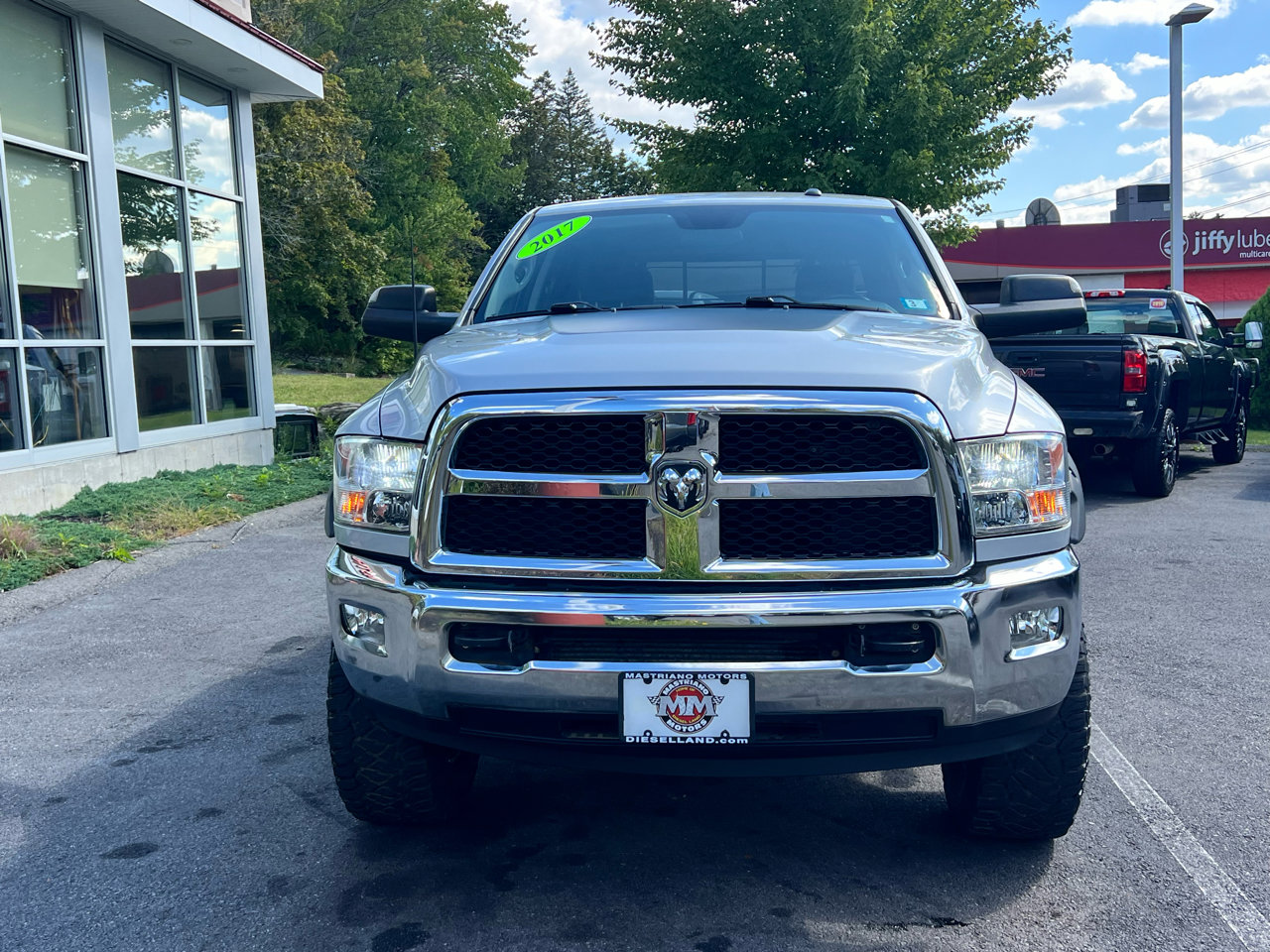 Used 2017 RAM 2500 SLT image 2