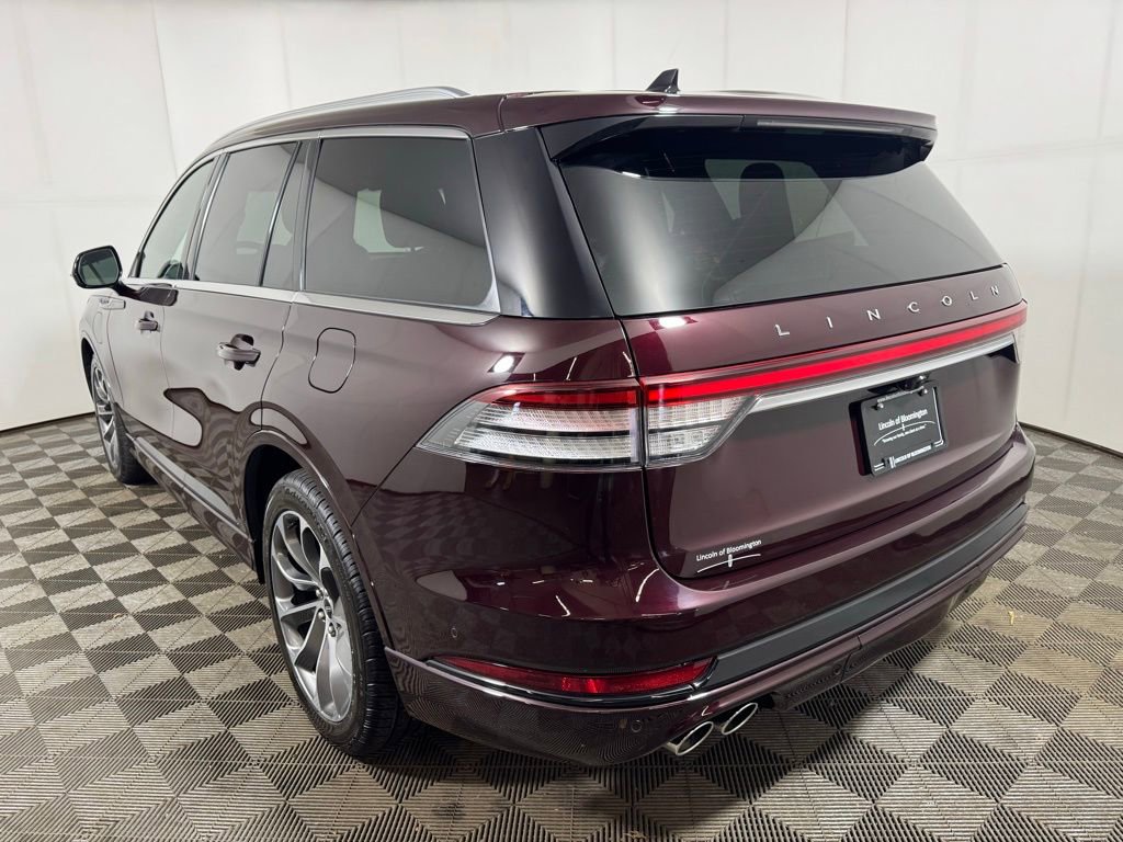 Used 2023 Lincoln Aviator Grand Touring w/ Equipment Group 301A image 3