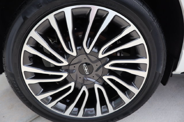 Used 2022 Lincoln Corsair Reserve w/ Sport Package AWD/4WD image 51