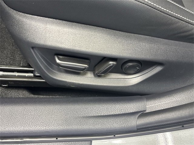 New 2025 Toyota Camry SE image 13