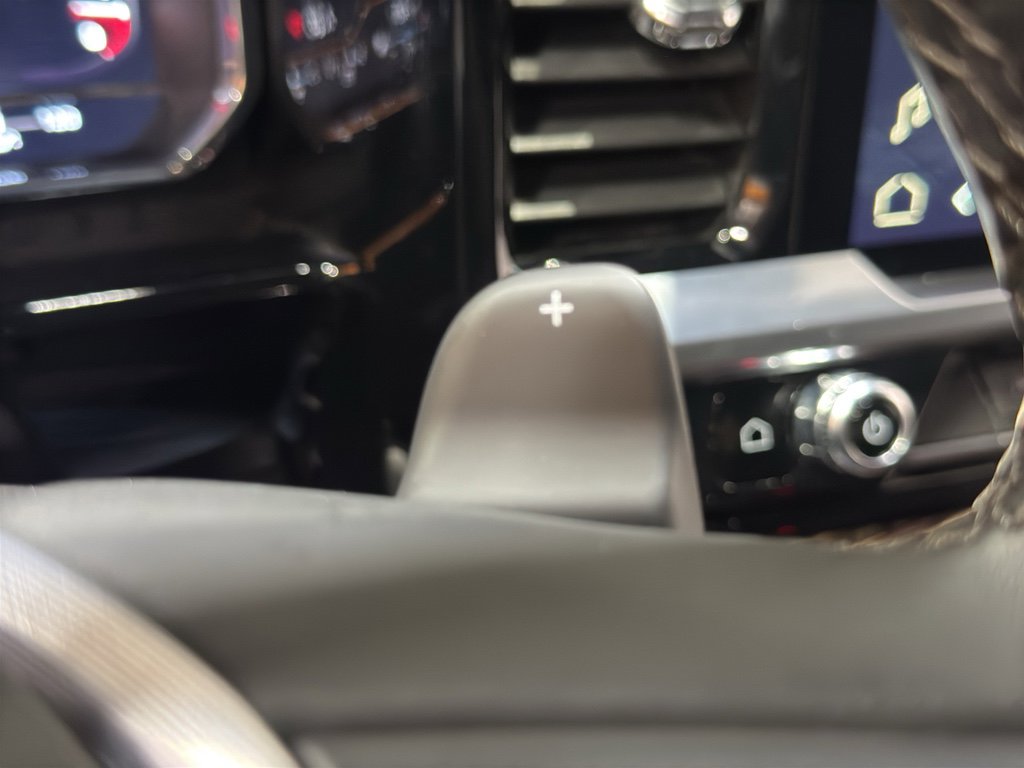 Used 2024 GMC Sierra 1500 Elevation w/ Elevation Premium Package image 28