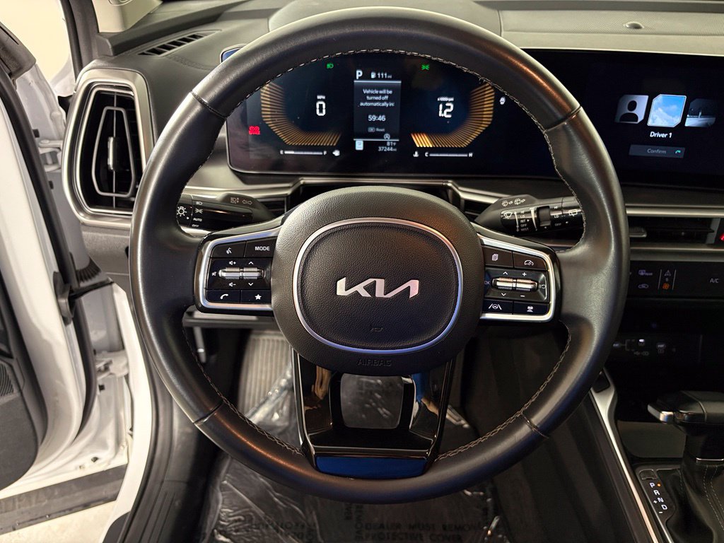 Used 2024 Kia Sorento S FWD image 18