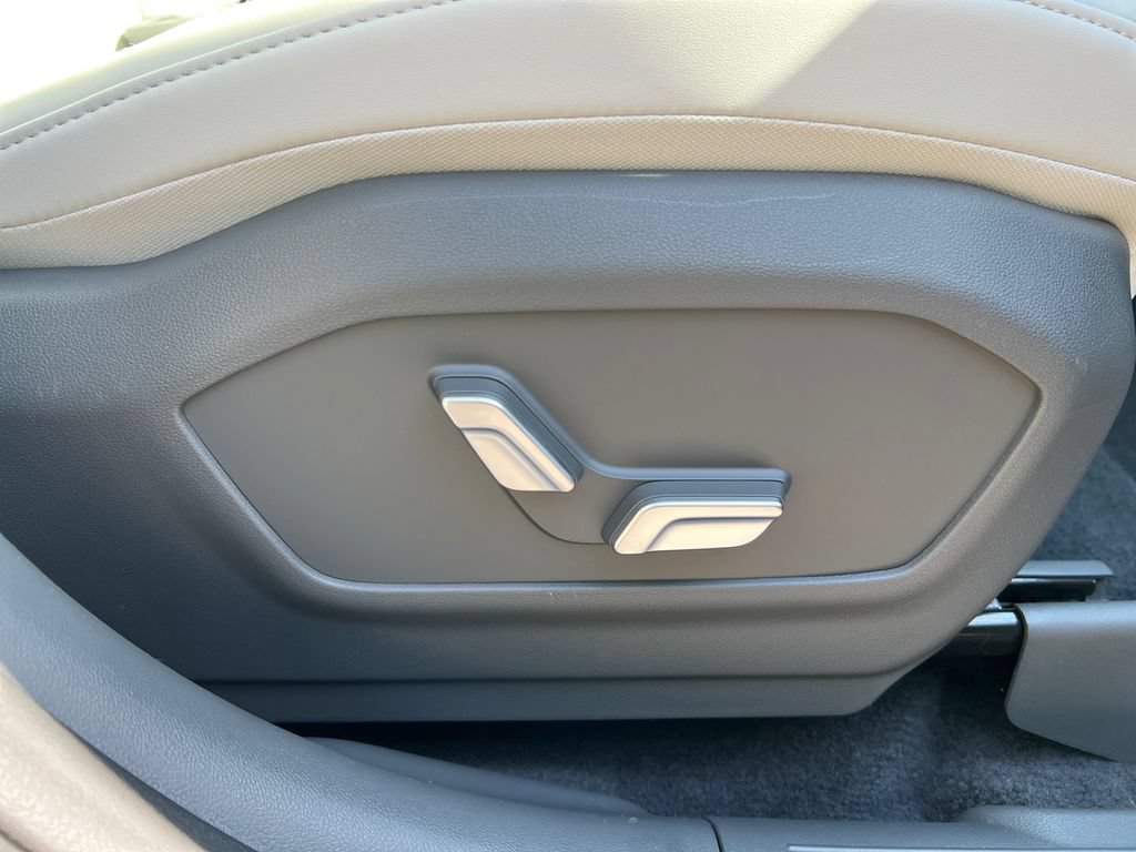 New 2026 Hyundai Santa Fe Calligraphy FWD image 17