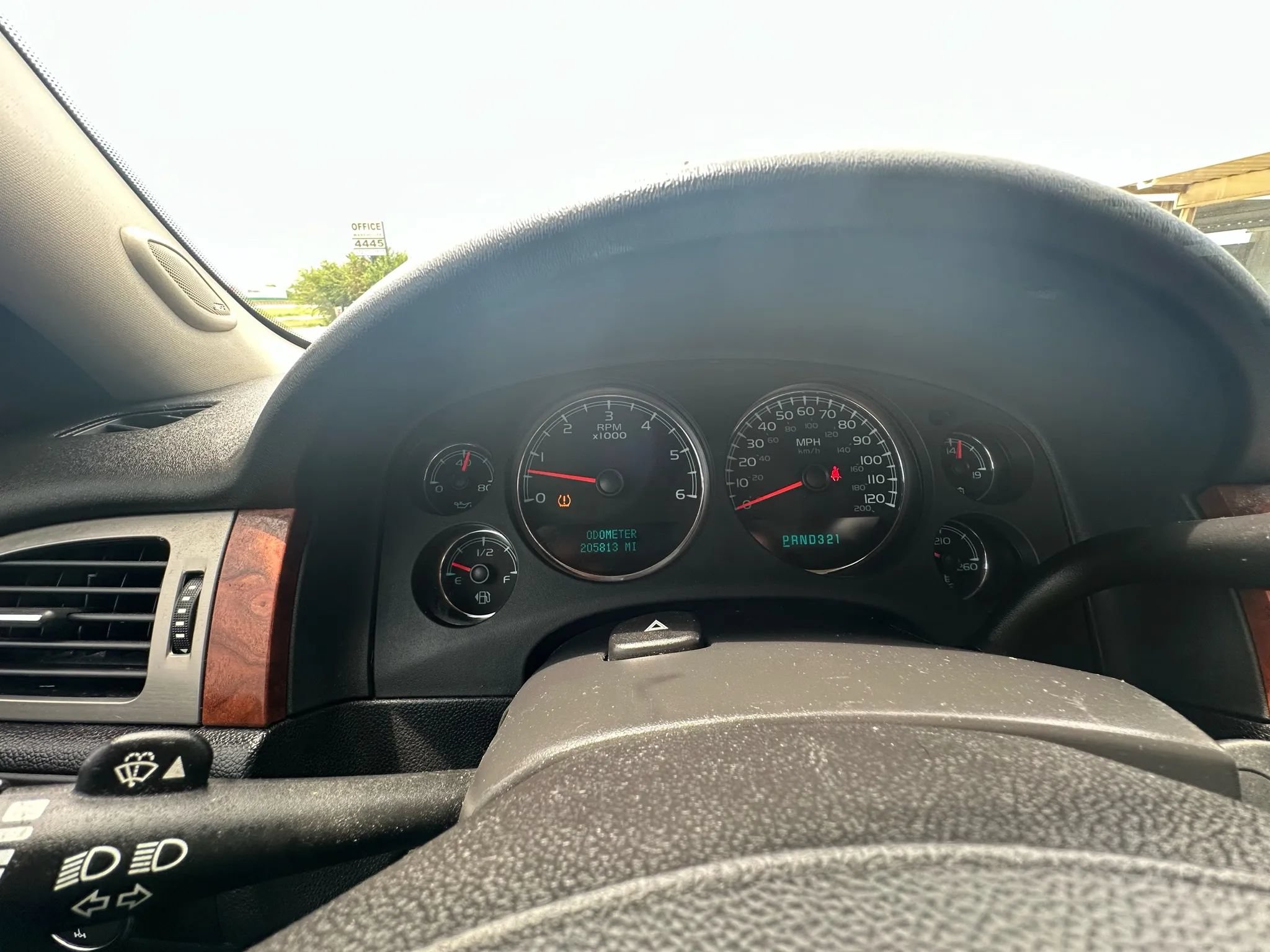 Used 2008 Chevrolet Avalanche LTZ w/ LTZ Preferred Equipment Group AWD/4WD image 24