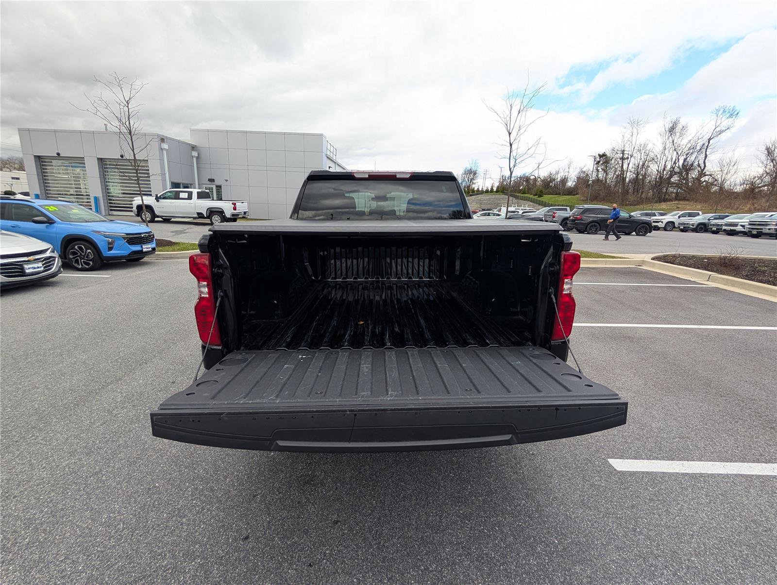 Used 2024 Chevrolet Silverado 1500 LT image 12