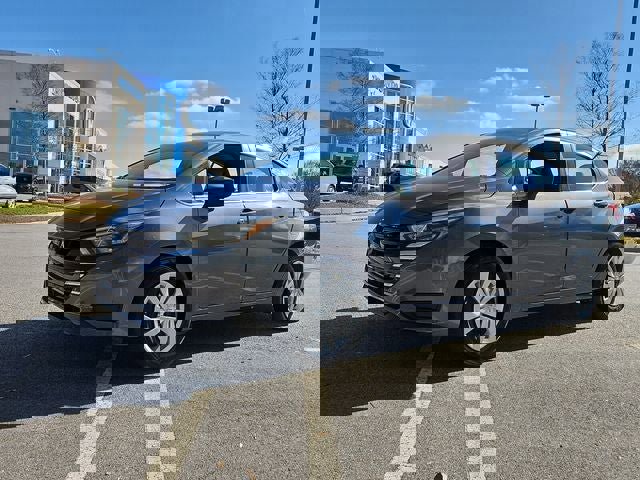 Used 2025 Nissan Versa S image 4