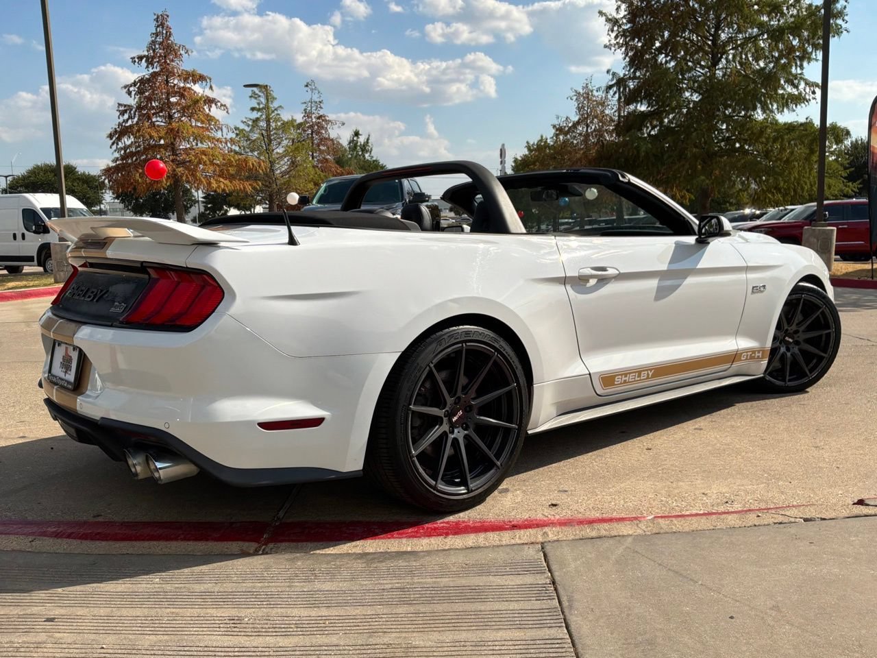 Used 2022 Ford Mustang GT Premium w/ GT Performance Package RWD image 10
