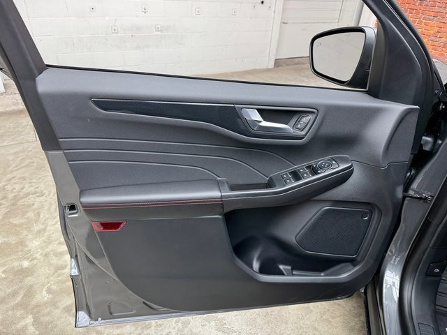 New 2026 Ford Escape ST-Line image 10