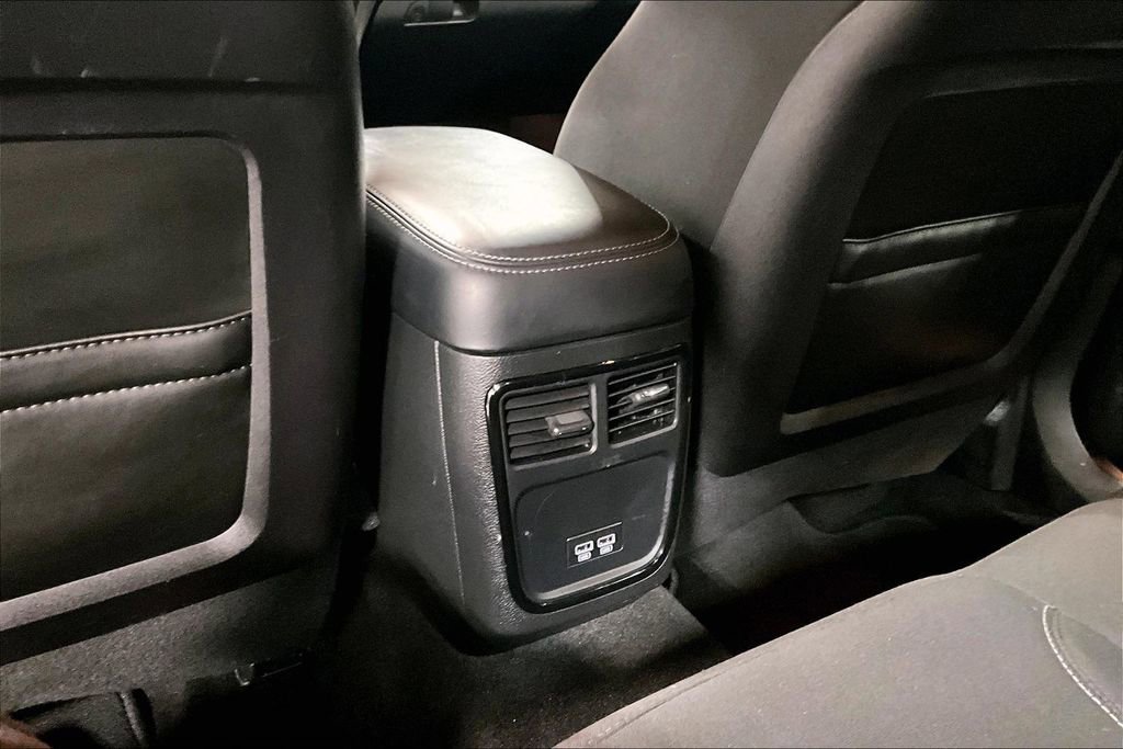 Used 2021 Dodge Charger GT w/ Blacktop Package image 30