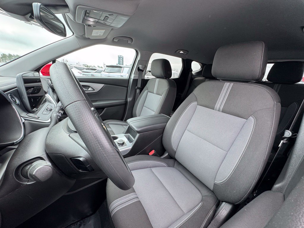 Used 2024 Chevrolet Blazer LT w/ Convenience Package FWD image 14