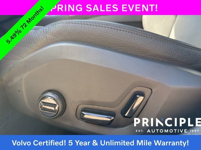 Certified 2025 Volvo S60 T8 Plus image 32