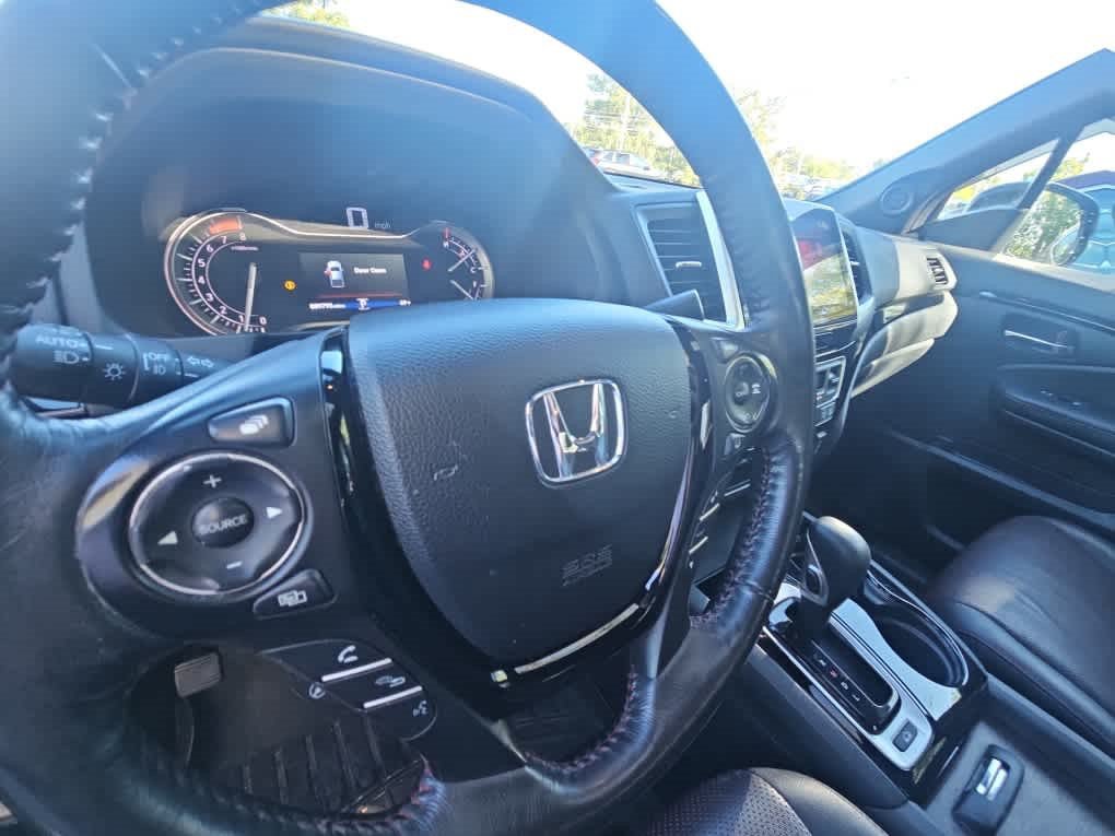 Used 2017 Honda Ridgeline Black Edition image 7