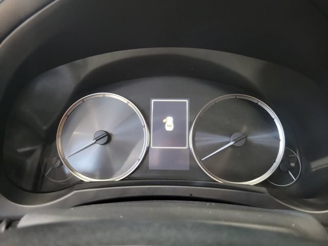 Used 2023 Lexus IS 300 w/ Comfort Package RWD image 18