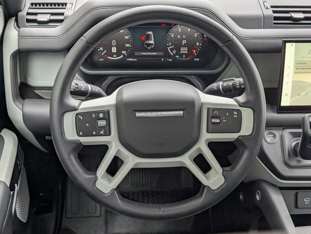 Used 2024 Land Rover Defender 130 S image 23
