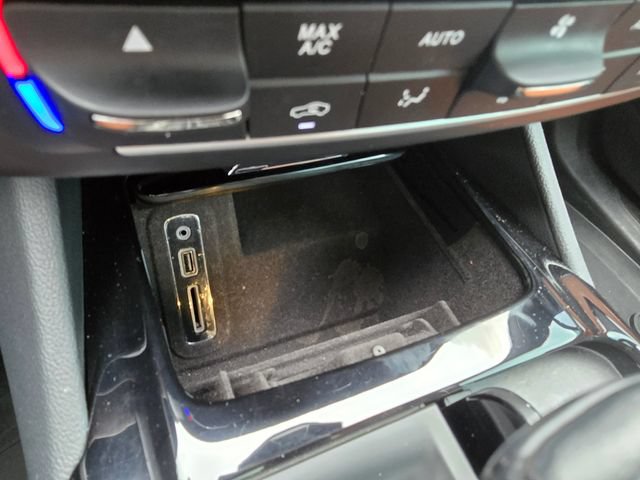 Used 2023 Maserati Levante GT AWD/4WD image 51