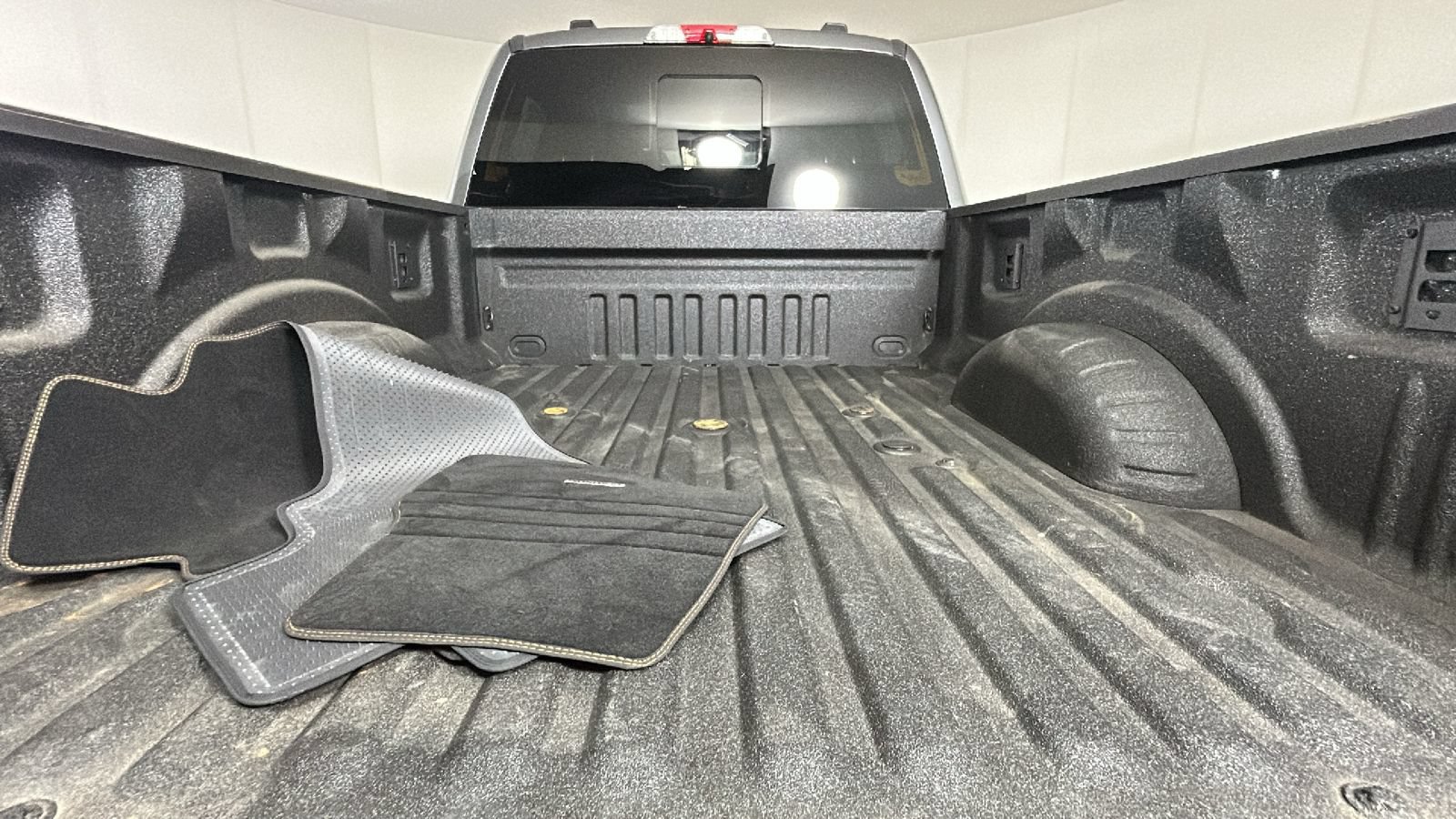 Used 2024 Ford F250 Platinum AWD/4WD image 33