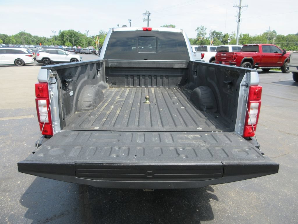 Used 2022 Ford F350 XLT w/ XLT Premium Package AWD/4WD image 7