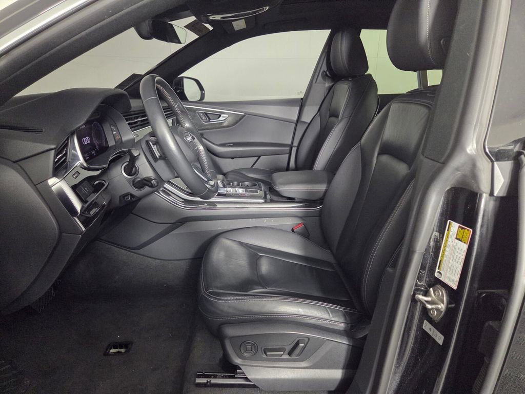 Used 2019 Audi Q8 Premium w/ Convenience Package image 12