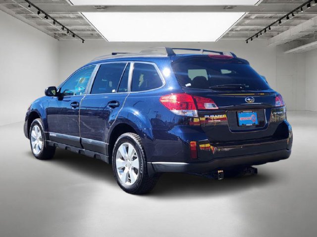 Used 2014 Subaru Outback 2.5i Premium AWD/4WD image 3