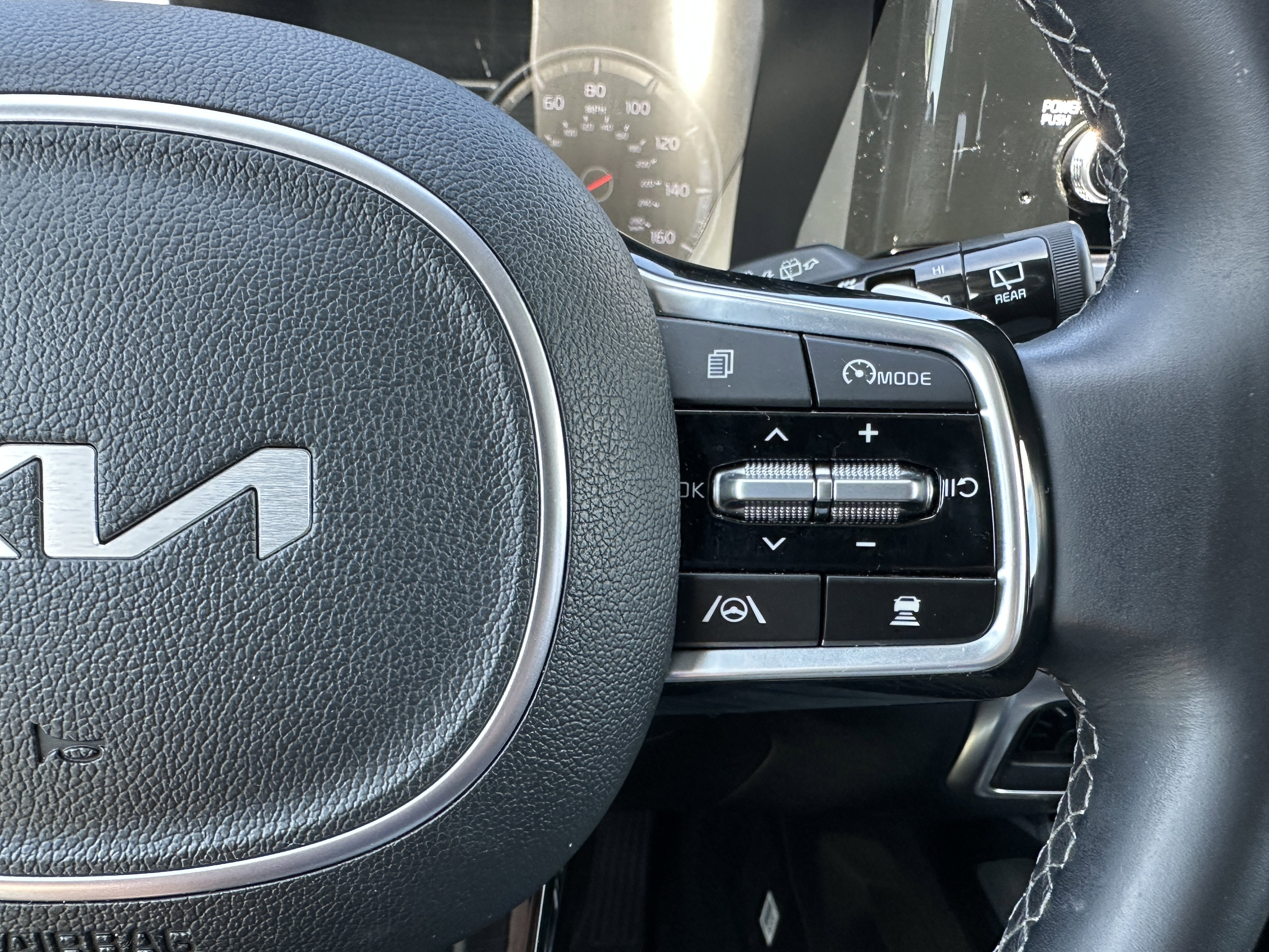 Certified 2023 Kia Sorento EX image 29