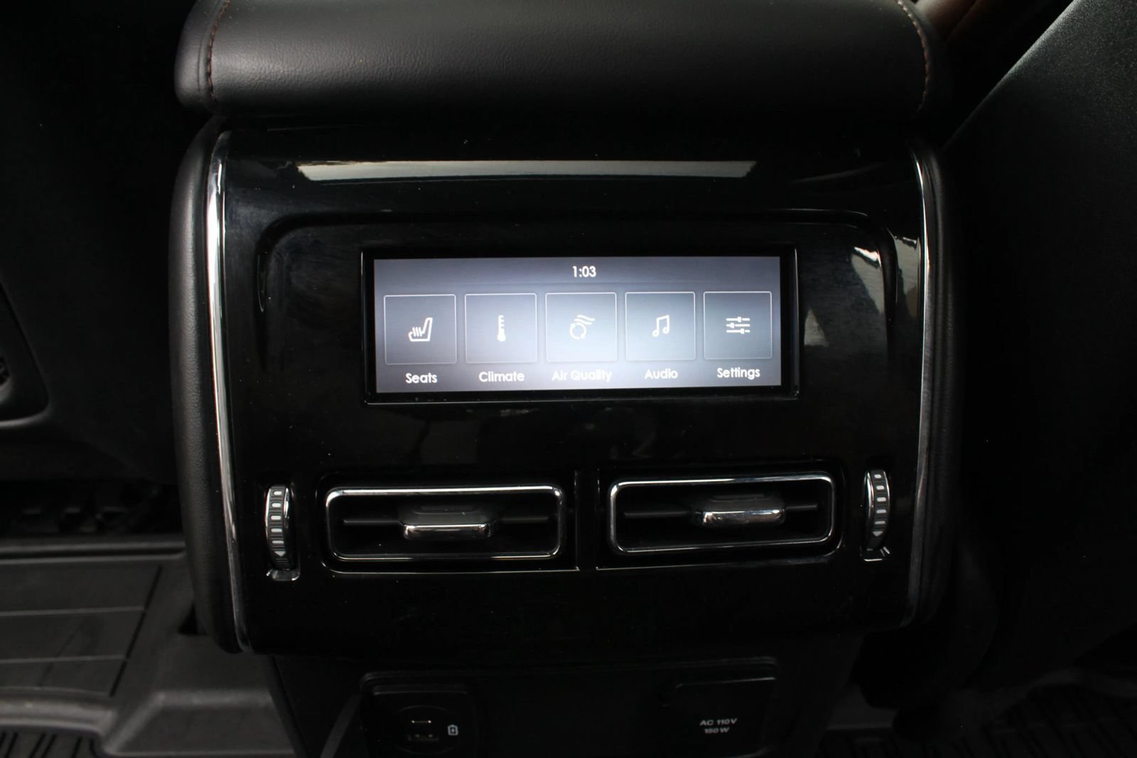 Used 2023 Lincoln Aviator Reserve w/ Equipment Group 201A AWD/4WD image 23