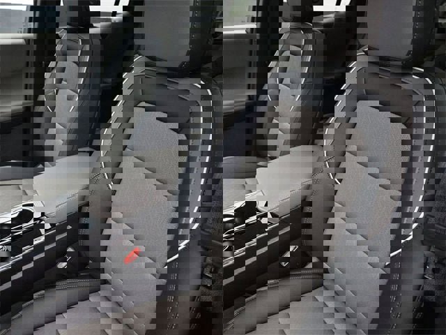 New 2026 Chevrolet Equinox LT w/ Convenience Package II image 17